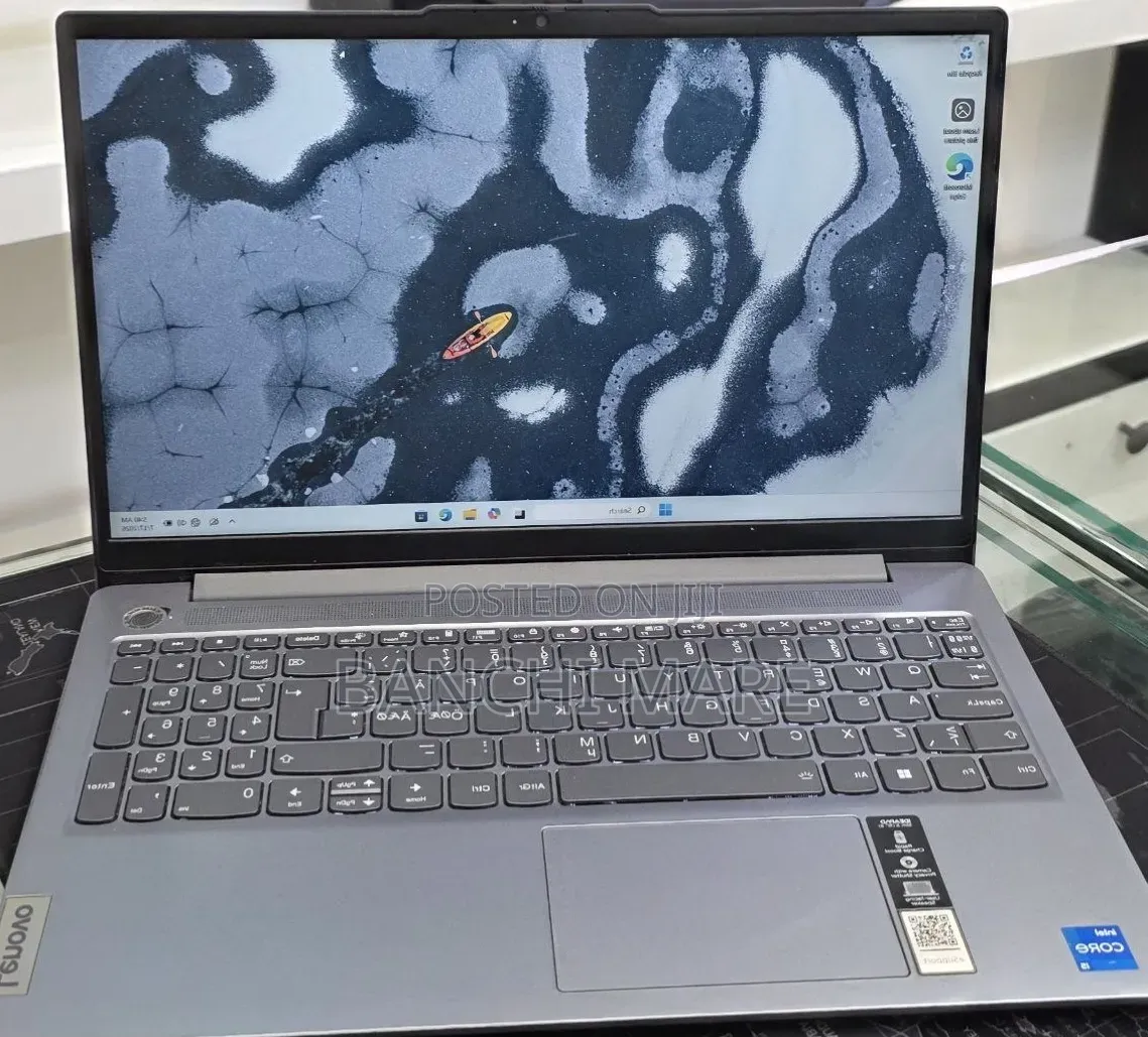 New Laptop Lenovo Ideapad 3 8GB Intel Core i5 SSD 512GB