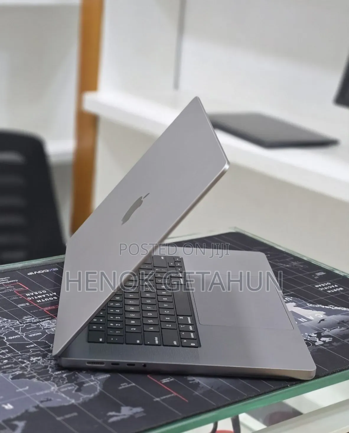 New Laptop Apple MacBook Pro 2023 M2 16GB Apple M2 SSD 512GB