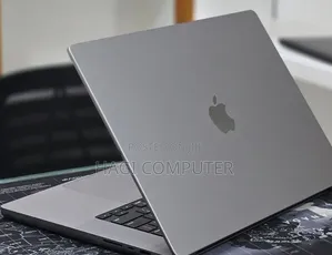 New Laptop Apple MacBook Pro 2023 M2 16GB Apple M2 SSD 512GB