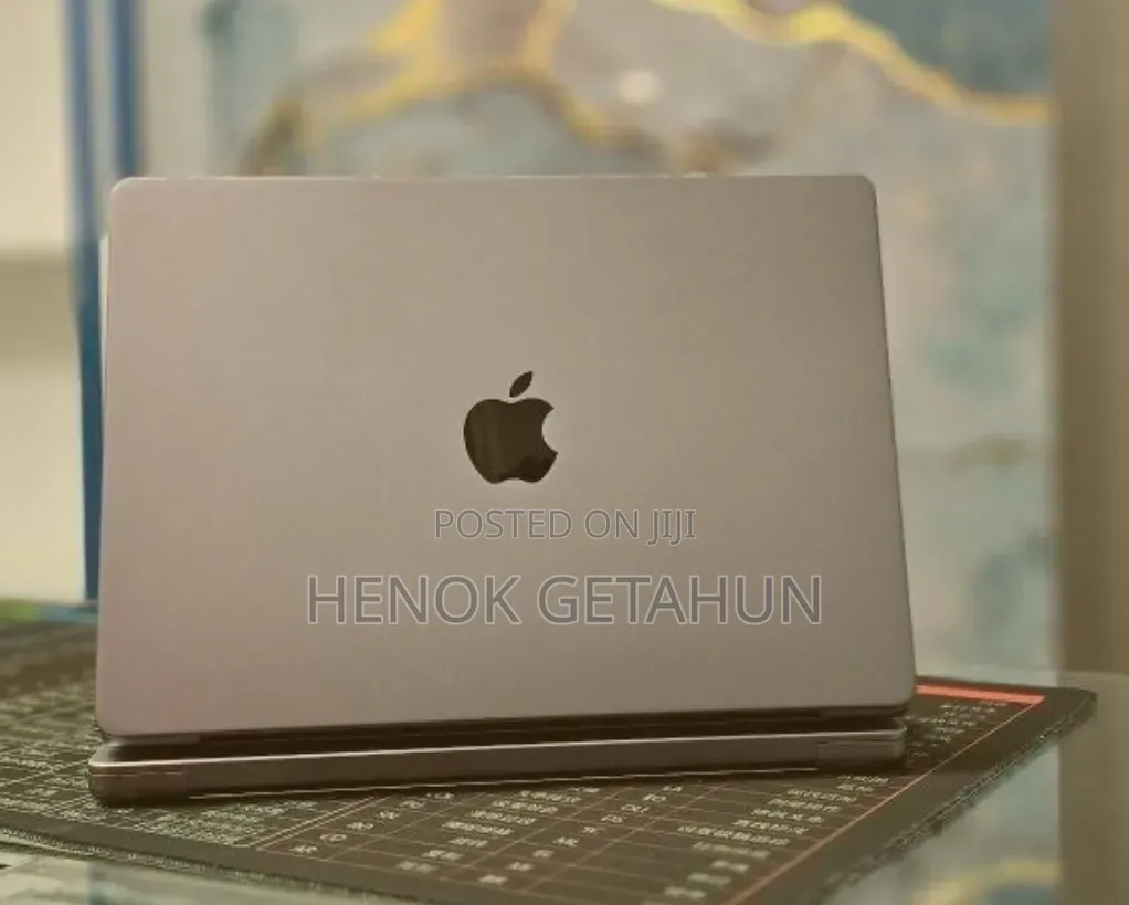 New Laptop Apple MacBook Pro 2021 M1 32GB Apple M1 SSD 512GB