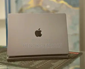 New Laptop Apple MacBook Pro 2021 M1 32GB Apple M1 SSD 512GB