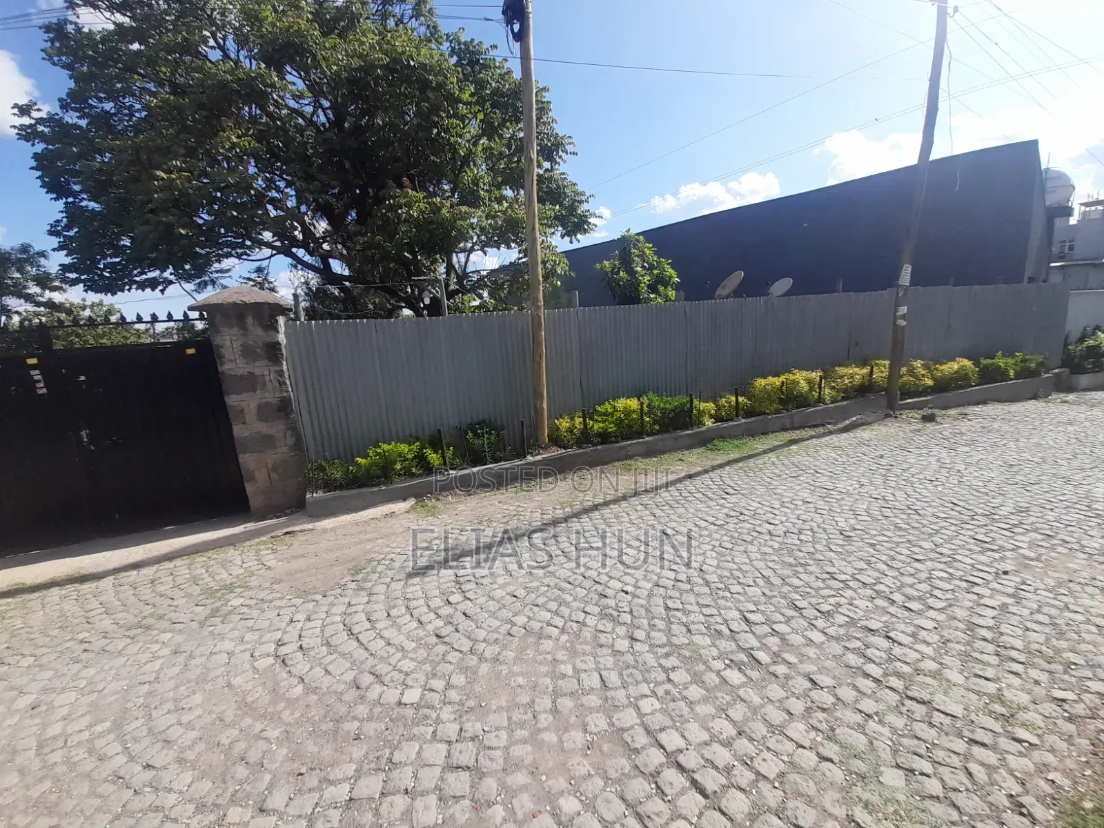 3bdrm Villa in (ላፍቶ)Lafto for sale