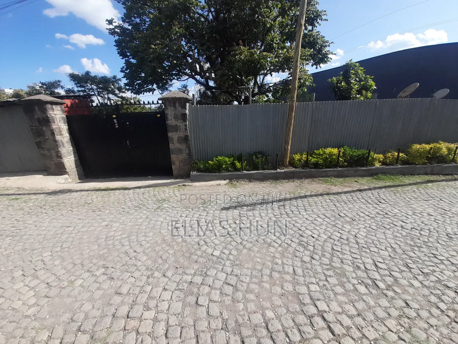 3bdrm Villa in (ላፍቶ)Lafto for sale