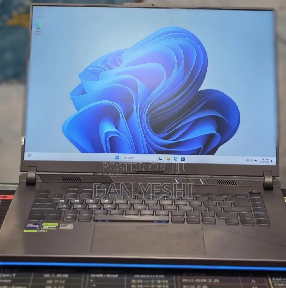 New Laptop Asus ROG Strix G15 16GB Intel Core i9 SSD 1T