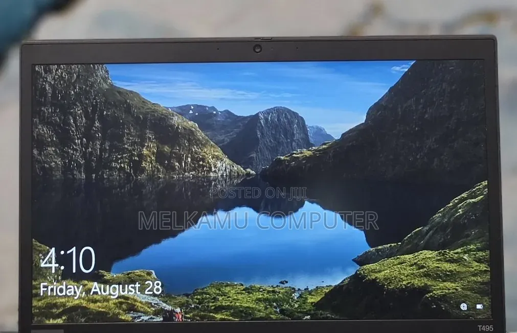 New Laptop Lenovo ThinkPad t495s 8GB AMD Ryzen 5 SSD 512GB
