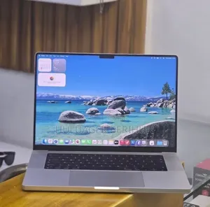 New Laptop Apple MacBook Pro 2020 M1 32GB Apple M2 SSD 512GB
