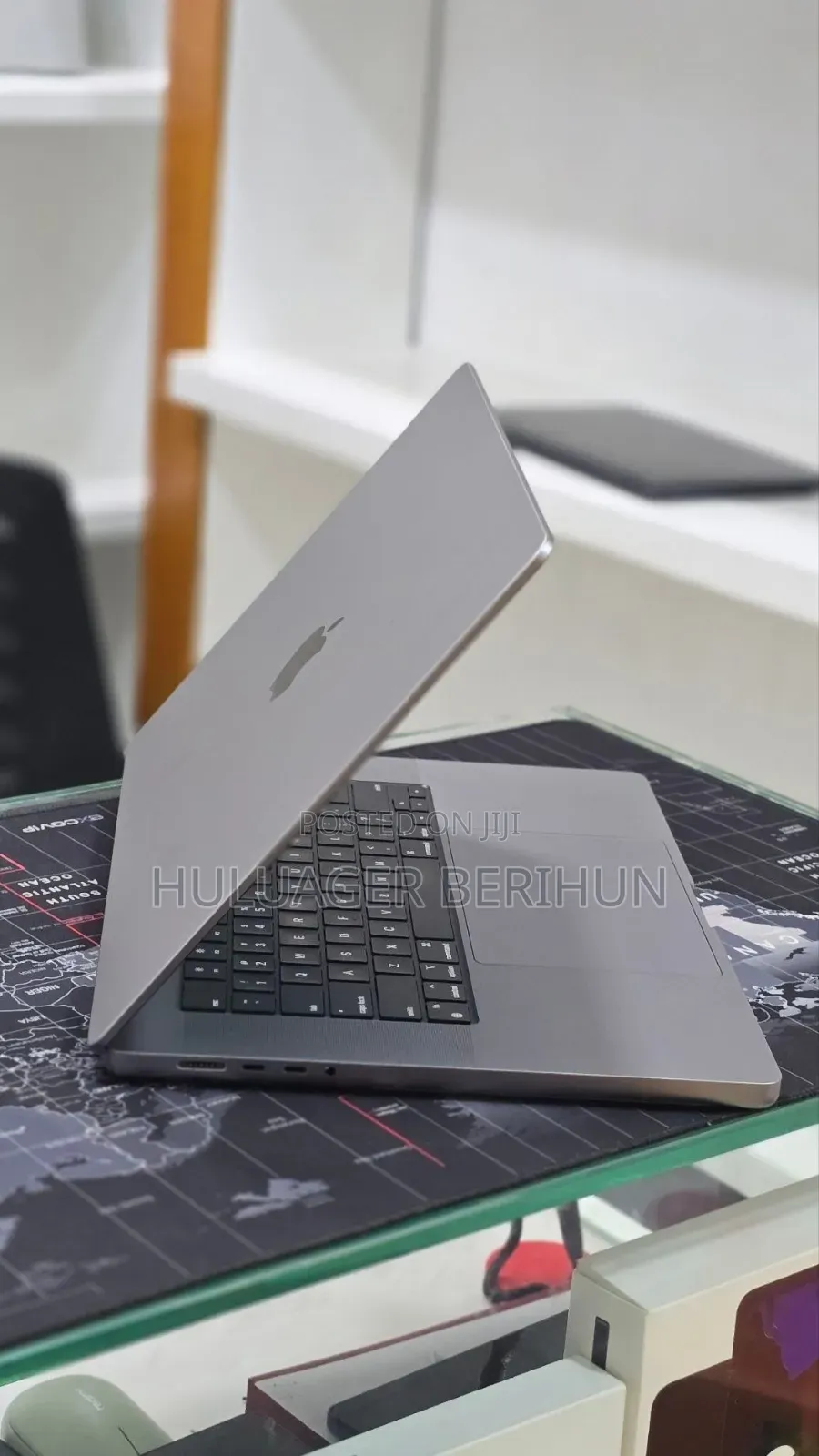 New Laptop Apple MacBook Pro 2023 M2 16GB Apple M2 SSD 512GB