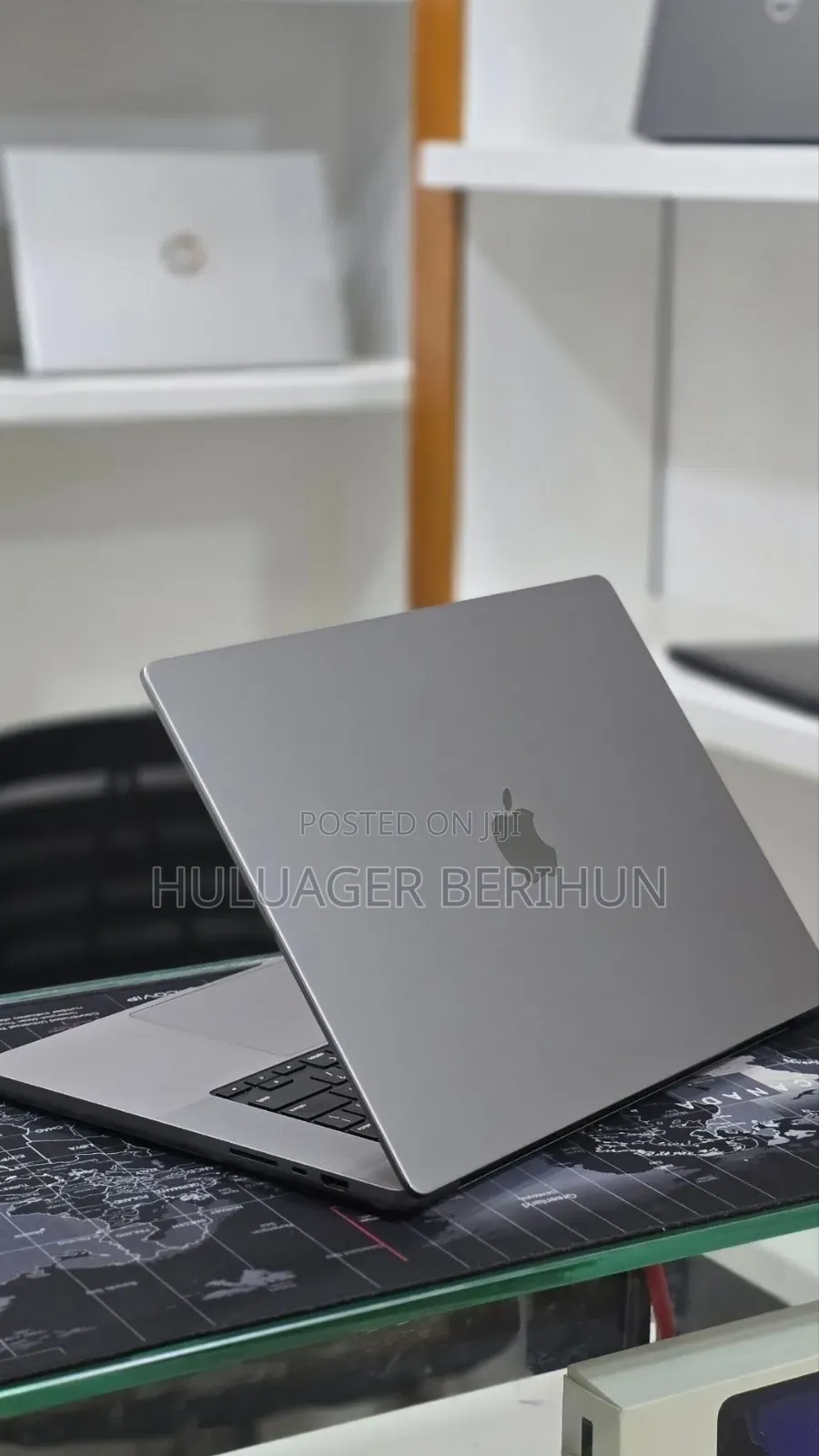 New Laptop Apple MacBook Pro 2023 M2 16GB Apple M2 SSD 512GB