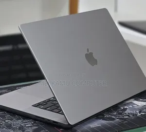 New Laptop Apple MacBook Pro 2023 M2 16GB Apple M2 SSD 512GB
