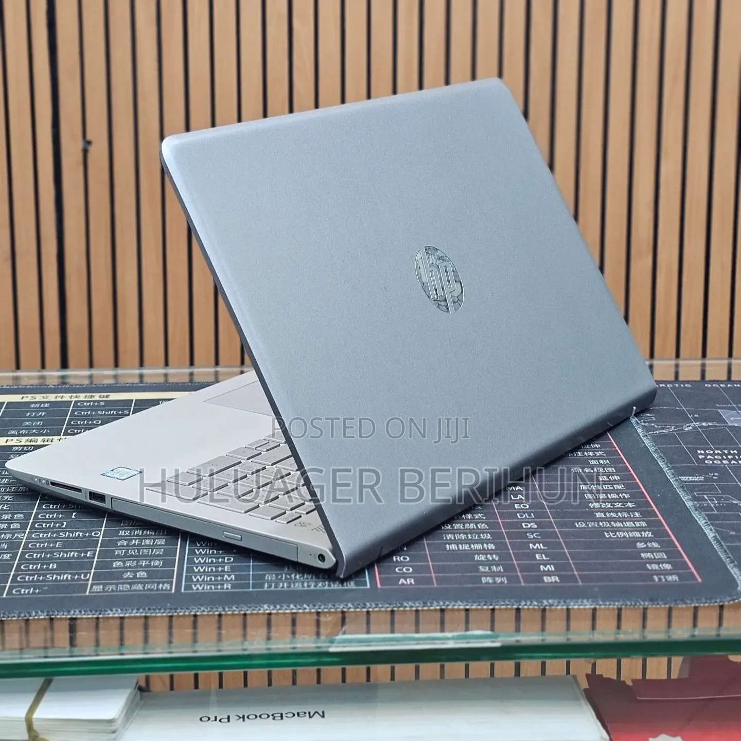 New Laptop HP Pavilion 15 8GB Intel Core i5 HDD 1T
