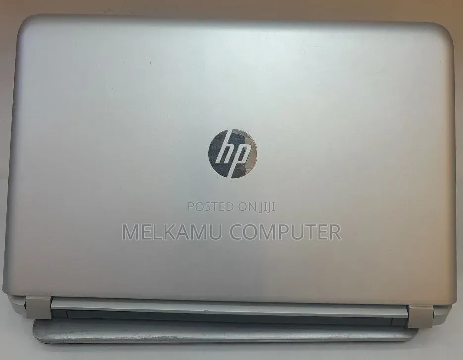 New Laptop HP Pavilion 15 8GB Intel Core i5 HDD 1T