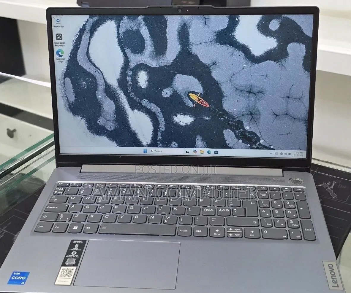 New Laptop Lenovo Ideapad 3 8GB Intel Core i5 SSD 512GB