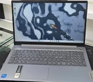 New Laptop Lenovo Ideapad 3 8GB Intel Core i5 SSD 512GB