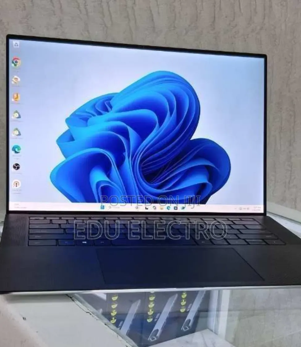 New Laptop Dell XPS 15 16GB Intel Core i7 SSD 512GB