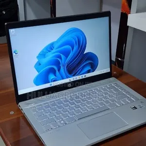 New Laptop HP Pavilion 14 8GB Intel Core i5 SSD 512GB