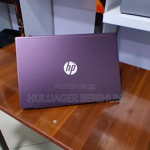 New Laptop HP Pavilion 14 8GB Intel Core i5 SSD 512GB