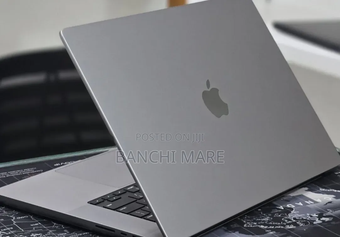 New Laptop Apple MacBook Pro 2023 M2 16GB Apple M2 SSD 512GB