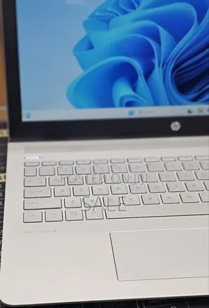 New Laptop HP Pavilion 15 8GB Intel Core i5 SSD 1T