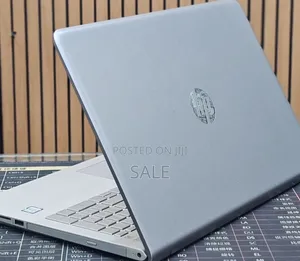 New Laptop HP Pavilion 15 8GB Intel Core i5 SSD 1T