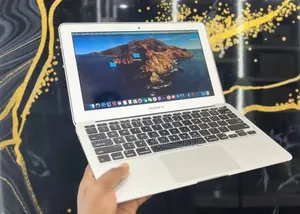 New Laptop Apple MacBook Air 2015 8GB Intel Core i5 SSD 128GB