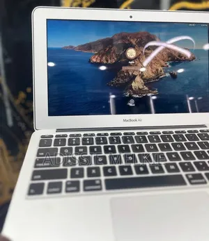 New Laptop Apple MacBook Air 2015 8GB Intel Core i5 SSD 128GB