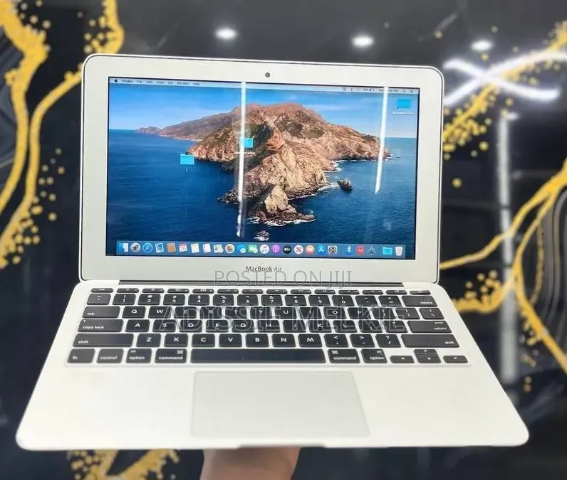 New Laptop Apple MacBook Air 2015 8GB Intel Core i5 SSD 128GB