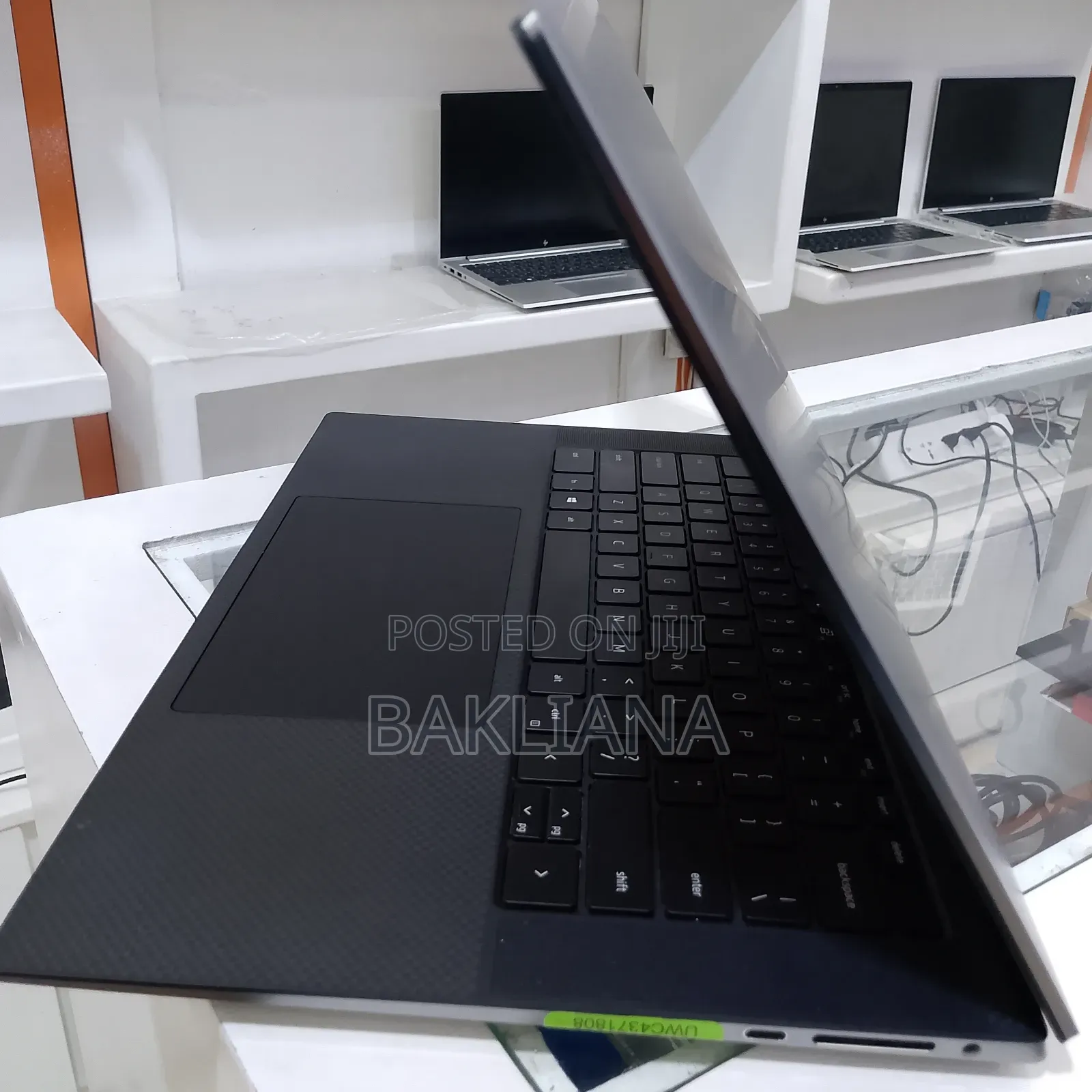 Laptop Dell Precision 5560 16GB Intel Core i7 SSD 512GB