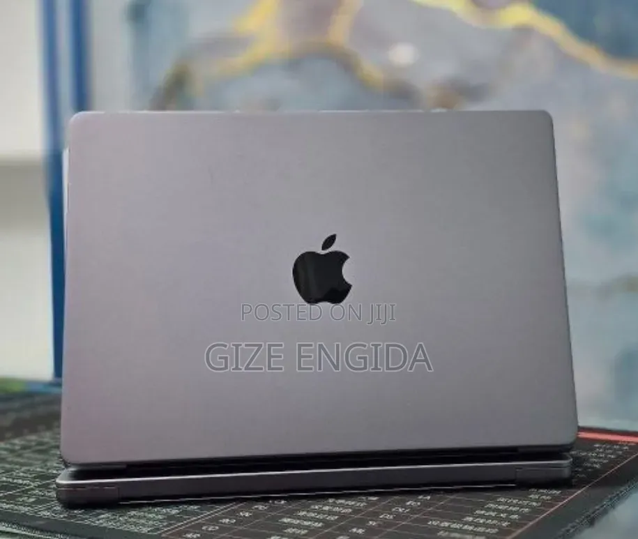 New Laptop Apple MacBook Pro 2021 M1 32GB Apple M1 SSD 512GB