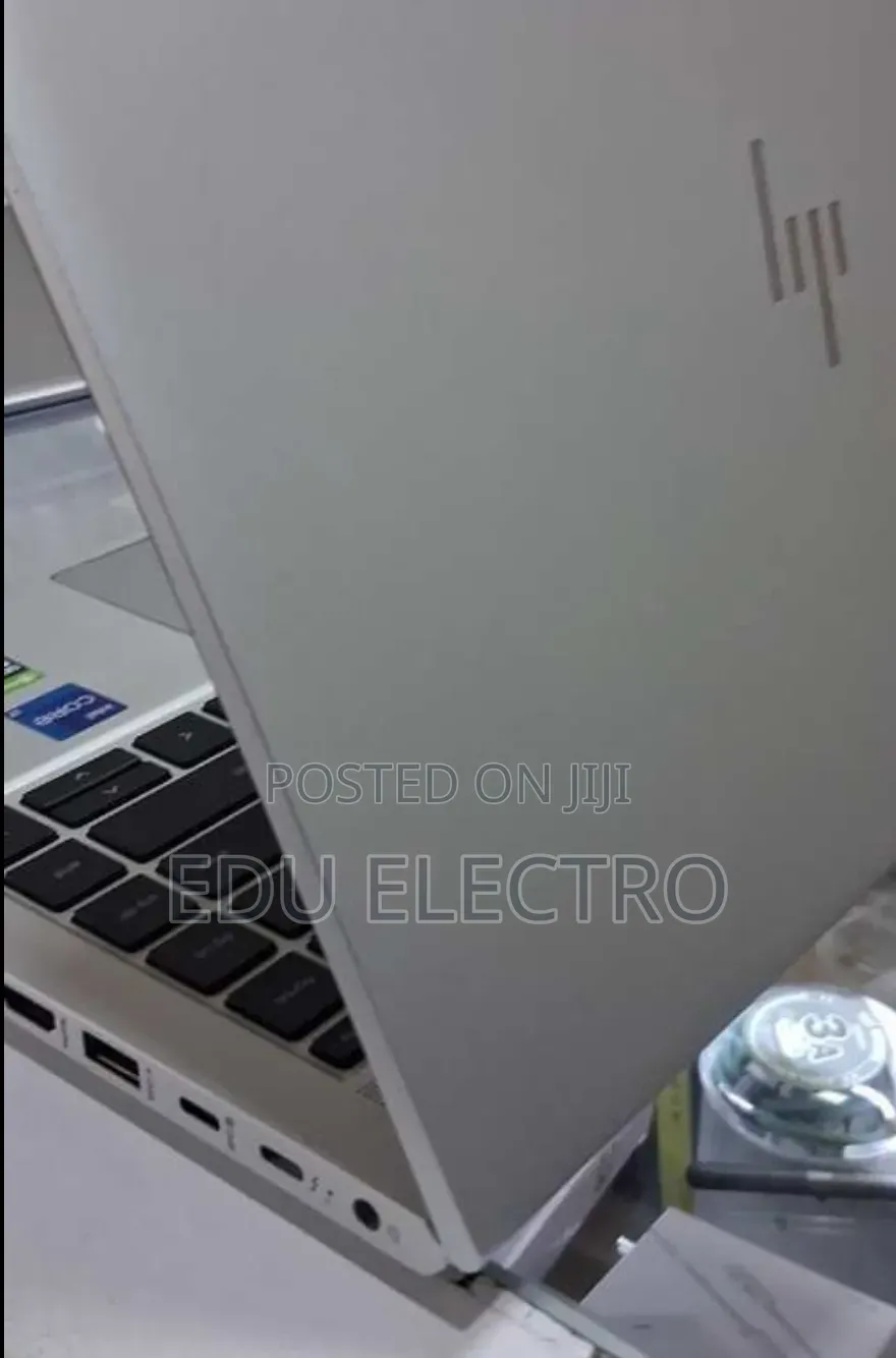 New Laptop HP EliteBook 640 G10 16GB Intel Core i7 SSD 512GB