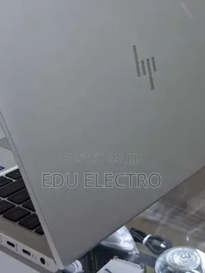 New Laptop HP EliteBook 640 G10 16GB Intel Core i7 SSD 512GB