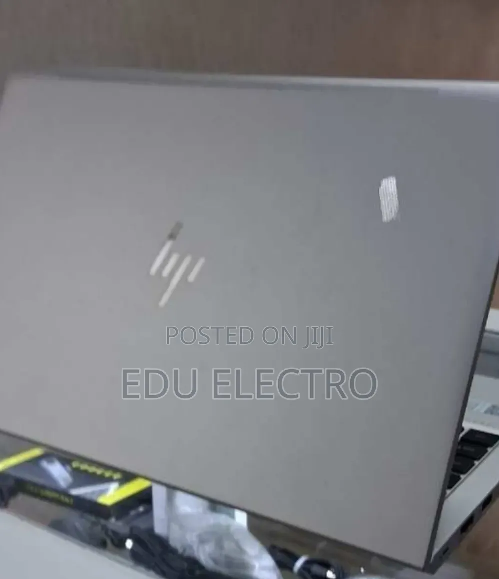 New Laptop HP EliteBook 640 G10 16GB Intel Core i7 SSD 512GB