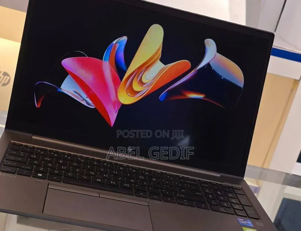 New Laptop HP ZBook 15 16GB Intel Core i7 SSD 512GB