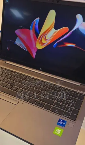 New Laptop HP ZBook 15 16GB Intel Core i7 SSD 512GB