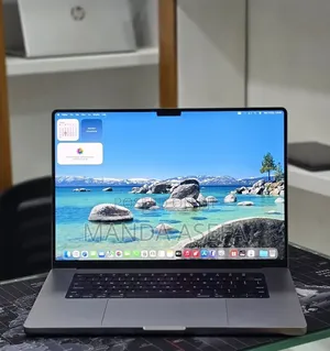 New Laptop Apple MacBook Pro 2022 M2 16GB Apple M2 SSD 512GB