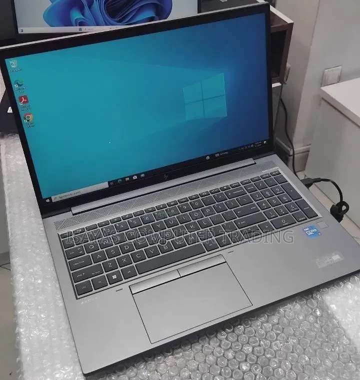 New Laptop HP ZBook 15 16GB Intel Core i7 SSD 512GB