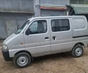 Suzuki Eeco 2025 Silver