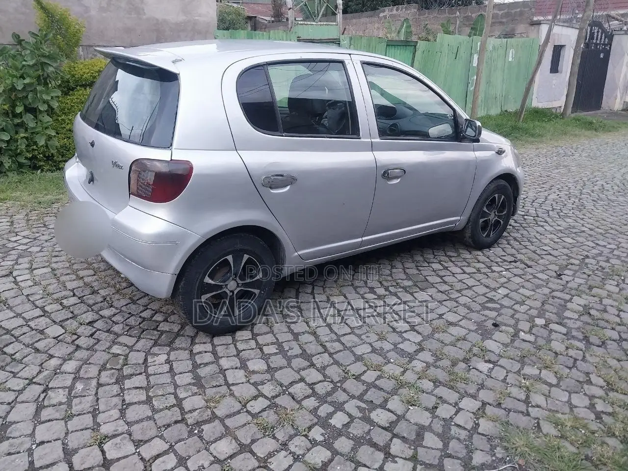 Toyota Platz 2003 White