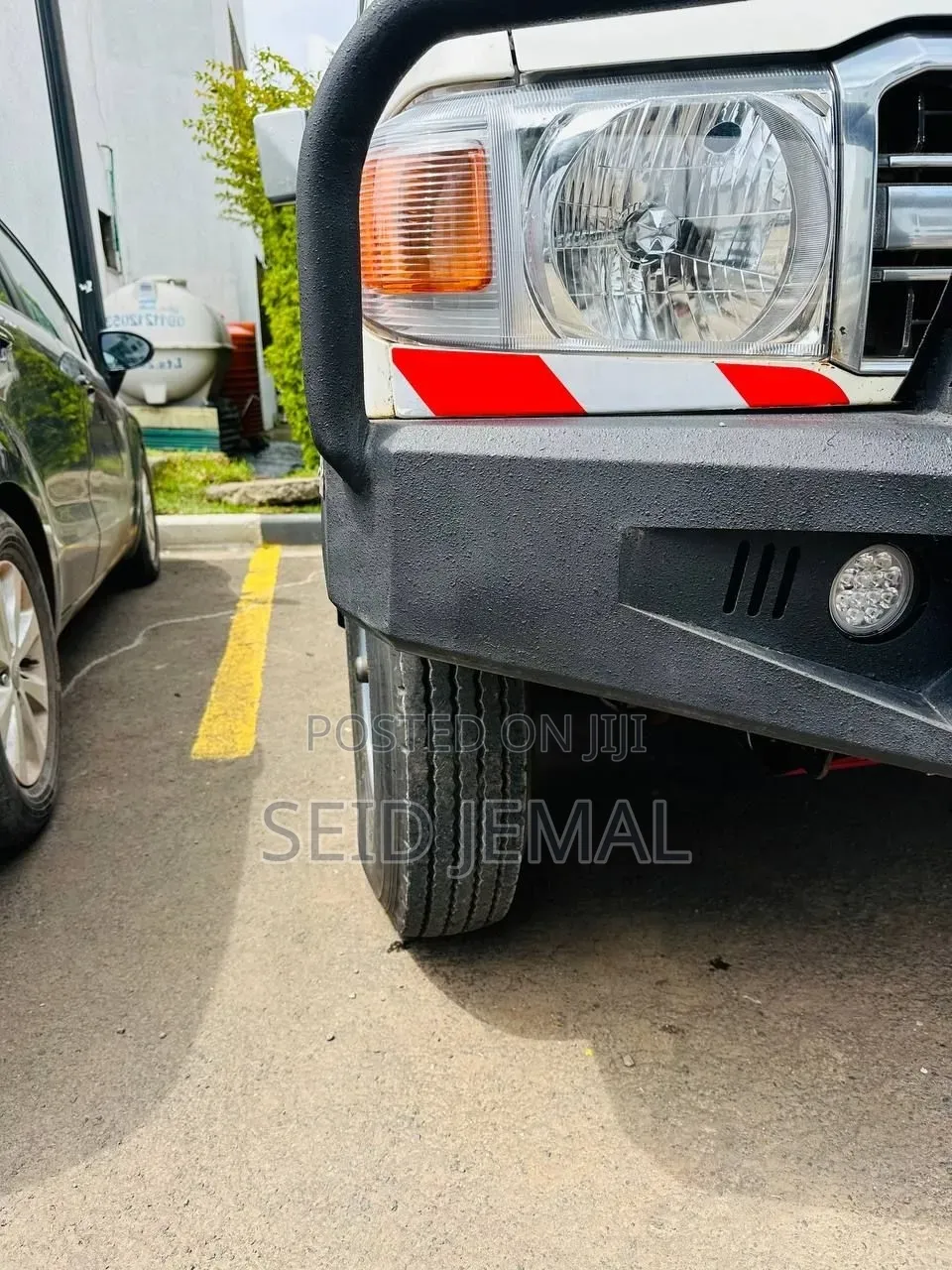 Toyota Land Cruiser 2009 White