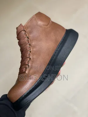 Chekich Pebbled Leather High-Top Brown Shoes