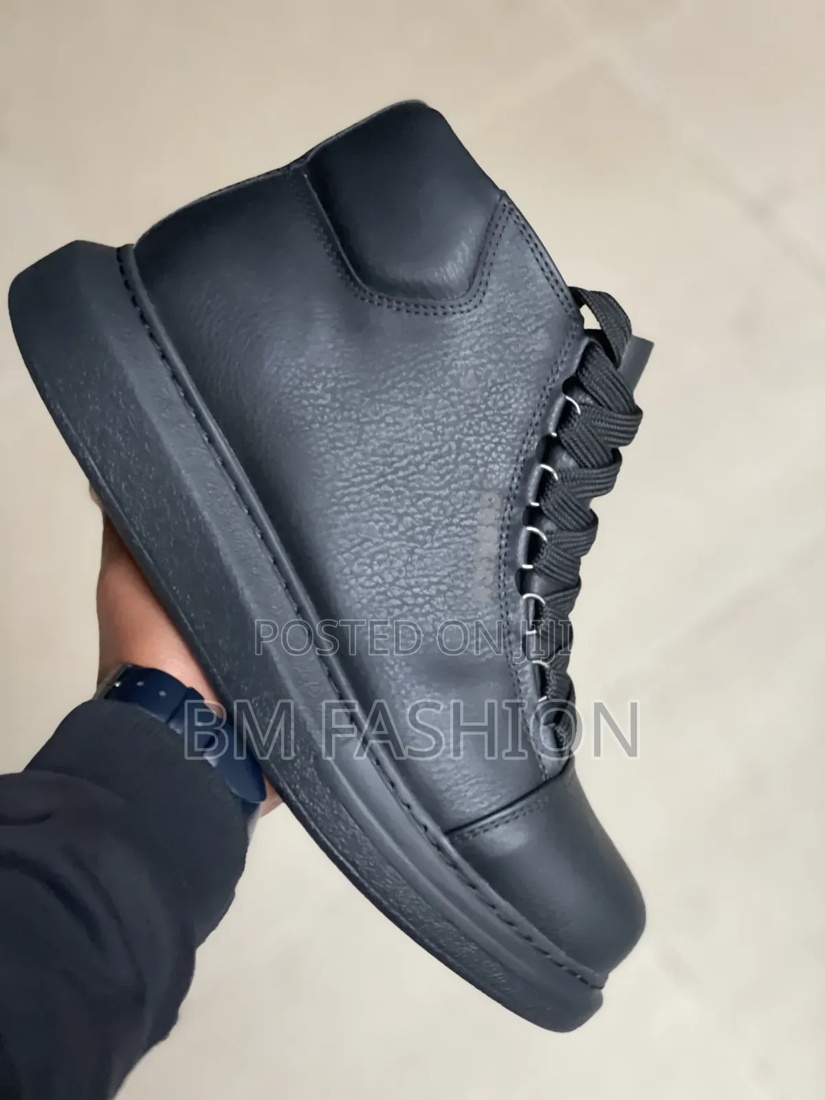 Chekich, Urban Sleek