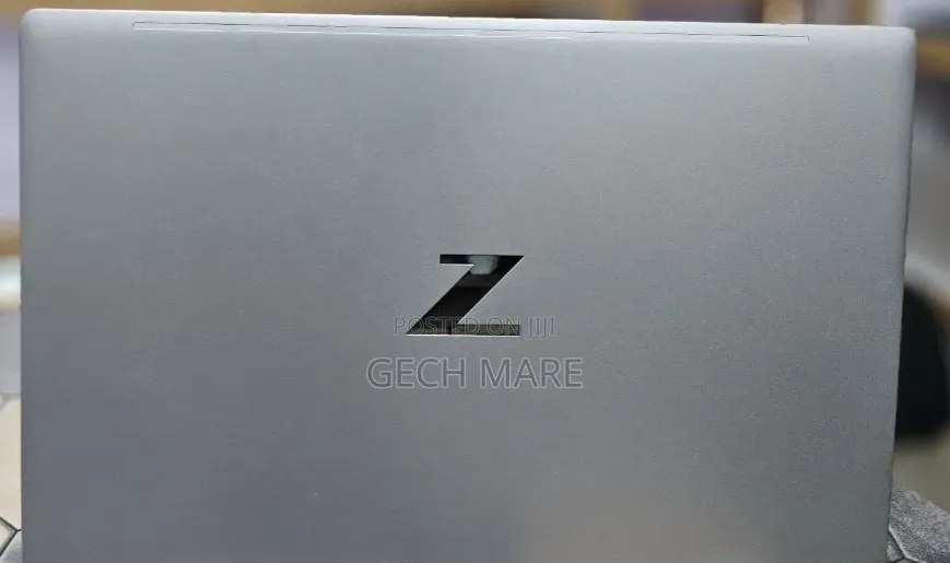 New Laptop HP ZBook 15u 16GB Intel Core i7 SSD 512GB