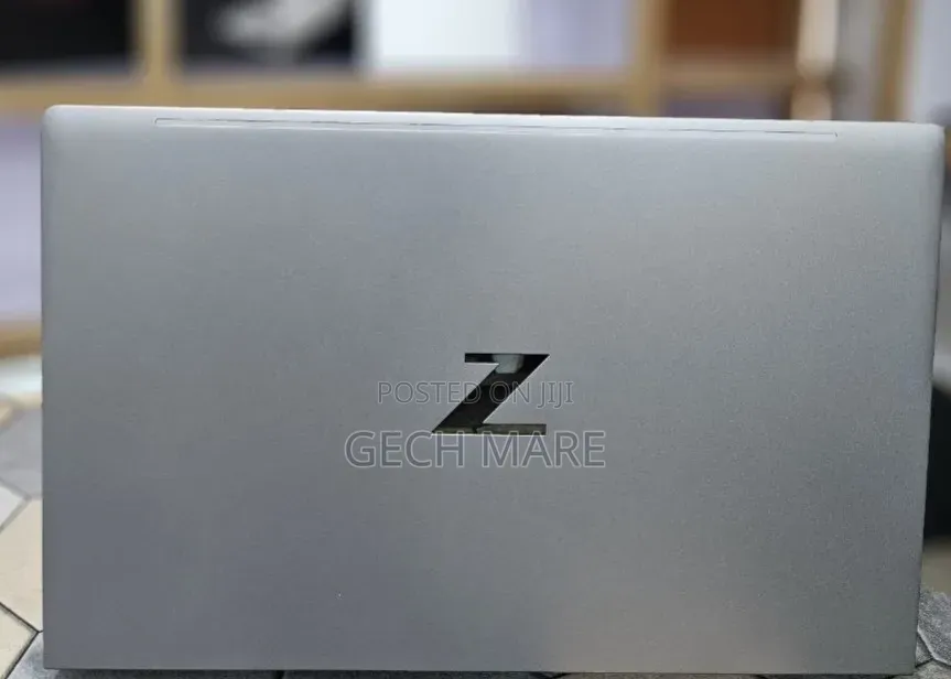 New Laptop HP ZBook 15u 16GB Intel Core i7 SSD 512GB