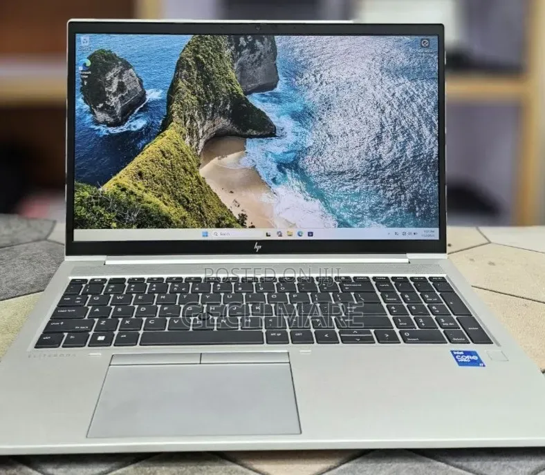 New Laptop HP EliteBook 850 G8 16GB Intel Core i7 SSD 512GB
