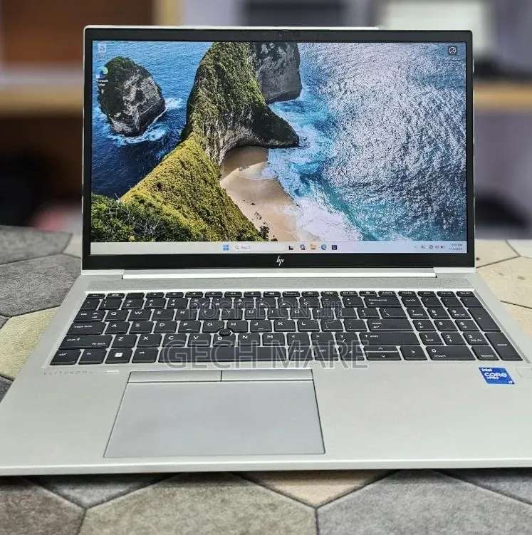 New Laptop HP EliteBook 850 G8 16GB Intel Core i7 SSD 512GB