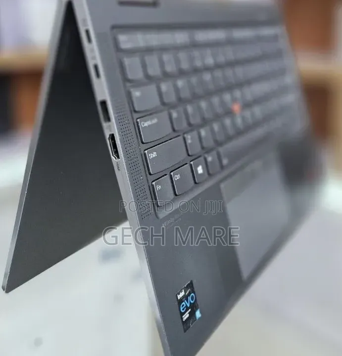 New Laptop Lenovo ThinkPad X1 Yoga 16GB Intel Core i7 SSD 512GB