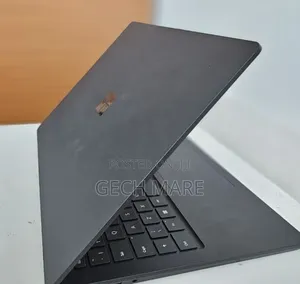 New Laptop Microsoft Surface 2 16GB Intel Core i7 SSD 512GB
