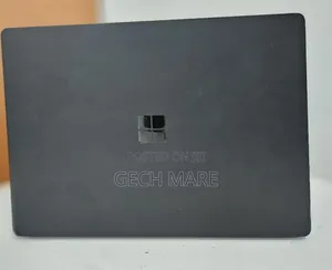 New Laptop Microsoft Surface 2 16GB Intel Core i7 SSD 512GB