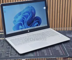 New Laptop HP Pavilion 15 8GB Intel Core i5 SSD 1T
