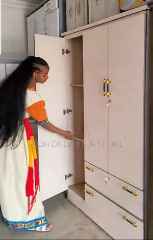 White Wardrobe / Clothes Cabinet – Modern Design