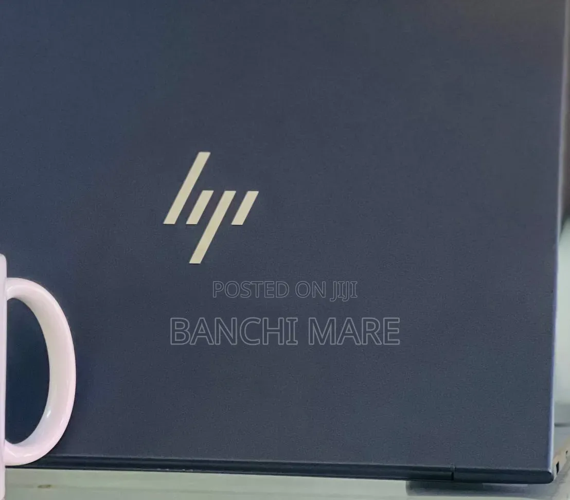 New Laptop HP Dragonfly G4 16GB Intel Core i7 SSD 512GB